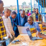 Ireme rya serivisi zihabwa Abanyarwanda ryasubiye inyuma, umutekano ukomeza kuza imbere